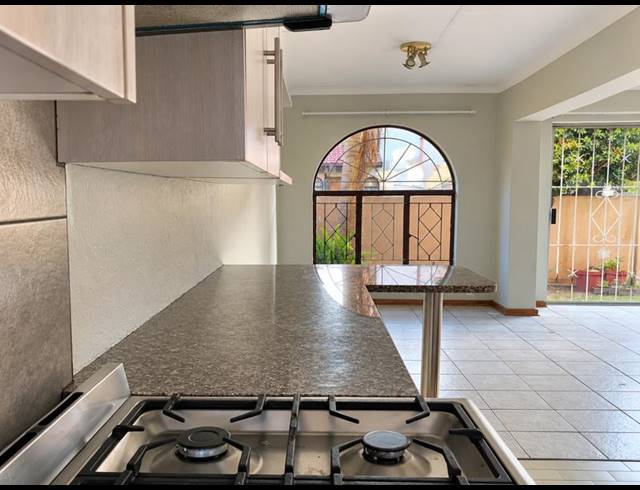 2 BEDROOM DUPLEX FOR SALE IN KEMPTON PARK EXT 05